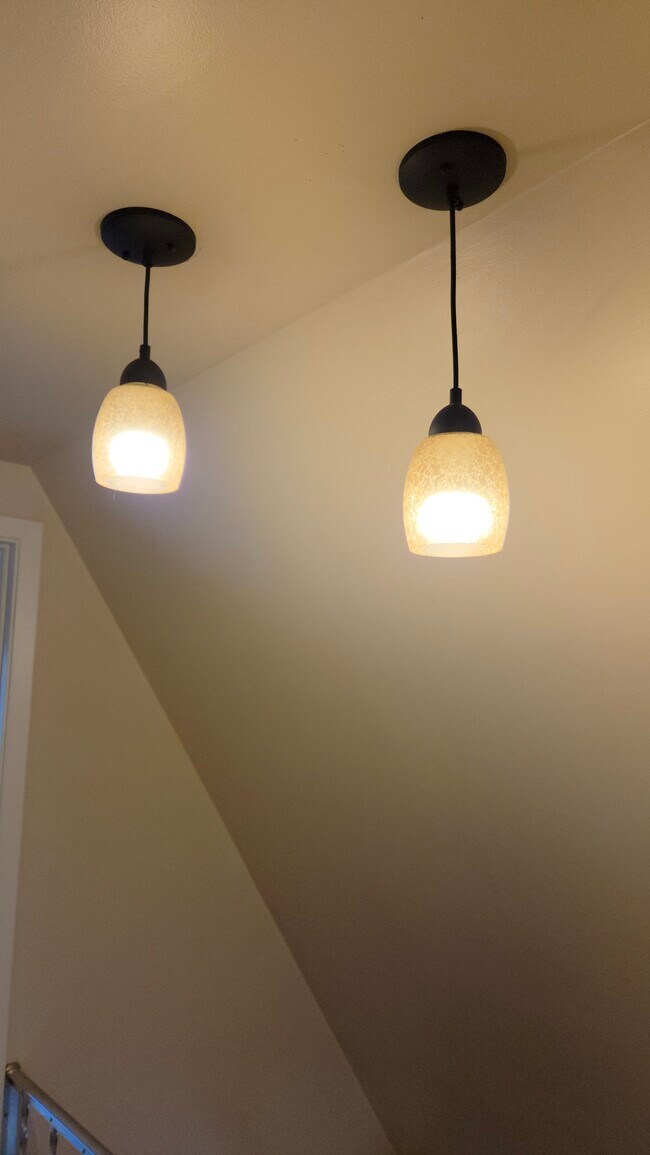 Building Photo - 510 Mercer Rd