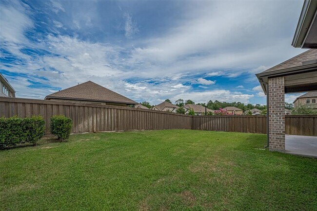 Building Photo - 8010 Whisper Grove Dr