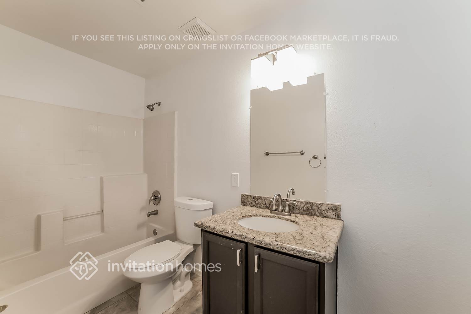 Building Photo - 3111 W Louise Dr