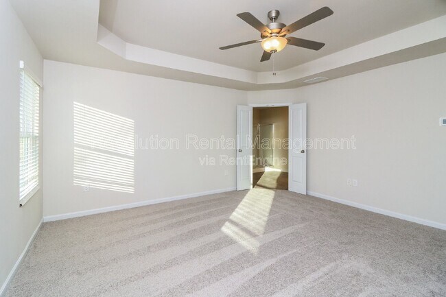 Building Photo - 1002 Merritt Dr