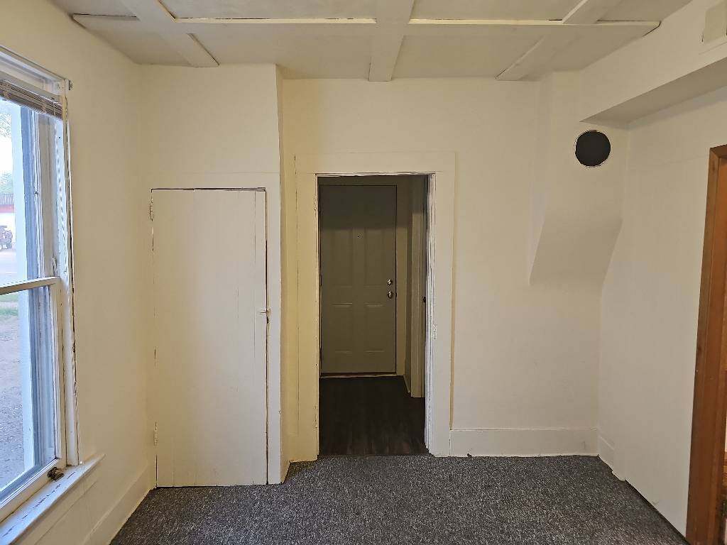 Building Photo - 614 Water St