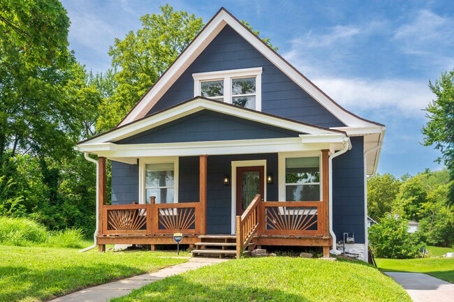 Primary Photo - Charming 3-Bedroom Home with Spacious Layout and Bonus Utility Space