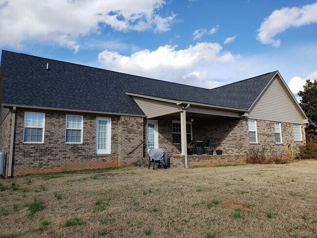 Building Photo - 1245 Raccoon Rd