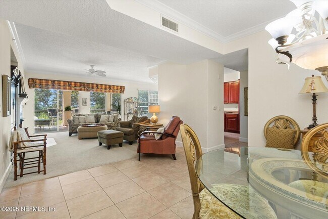 Building Photo - 215 S Ocean Grande Dr