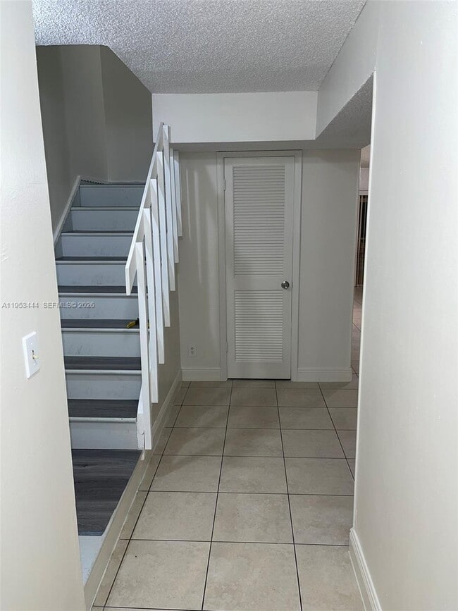 Building Photo - 5953 NW 25th Ct