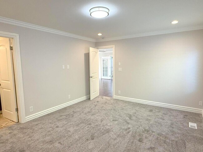 Building Photo - Highly upgraded ! Two Story Home With Prim...