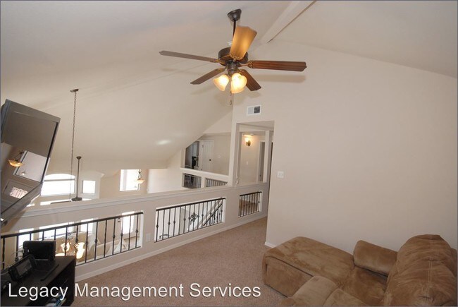 Building Photo - 4800 Red Canyon Ct