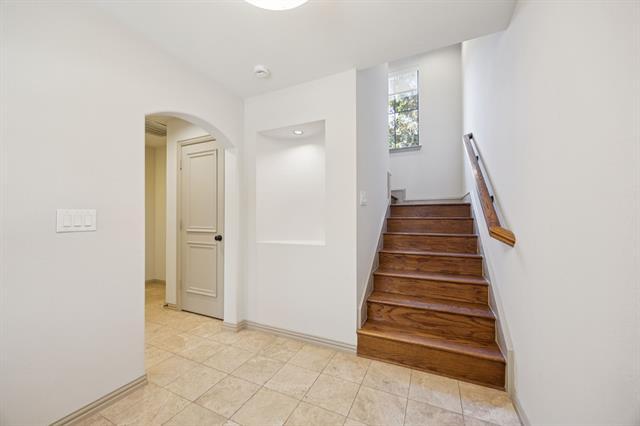 Building Photo - 5804 Hudson St