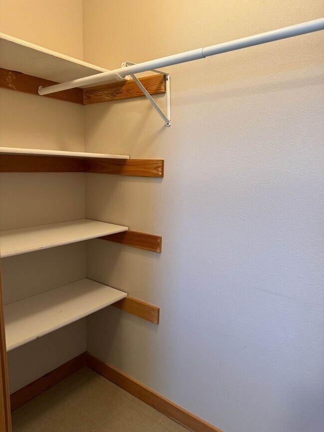 Building Photo - Make this beautiful country home yours! Our home is available for immediate rent.