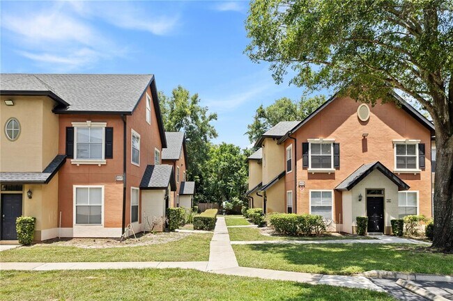 Building Photo - 6017 Westgate Dr