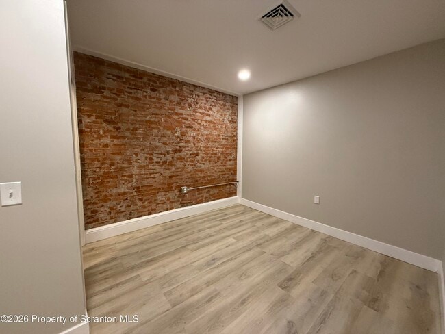 Building Photo - 205 N Washington Ave