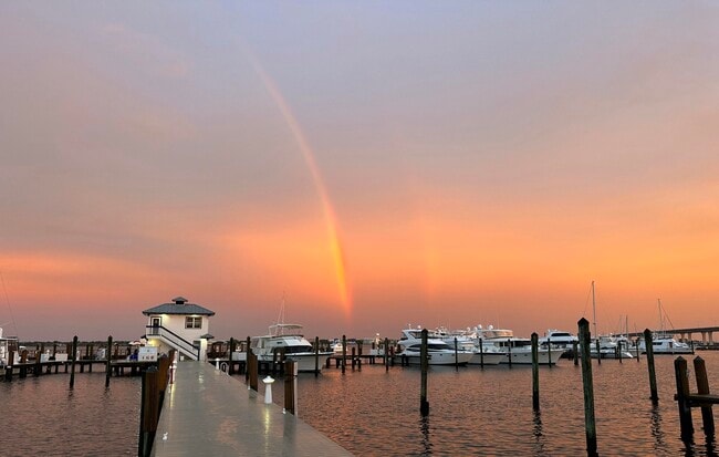 Building Photo - 675 NW Flagler Ave