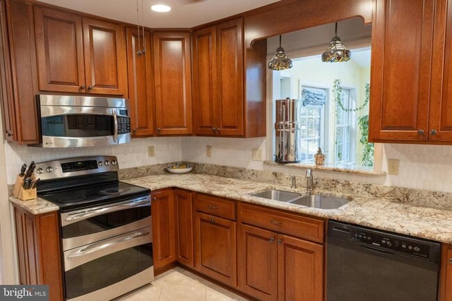 Building Photo - 44752 Green Acre Ln