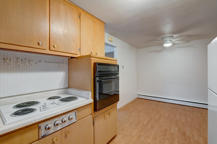 Building Photo - 4909 Ascot Ln