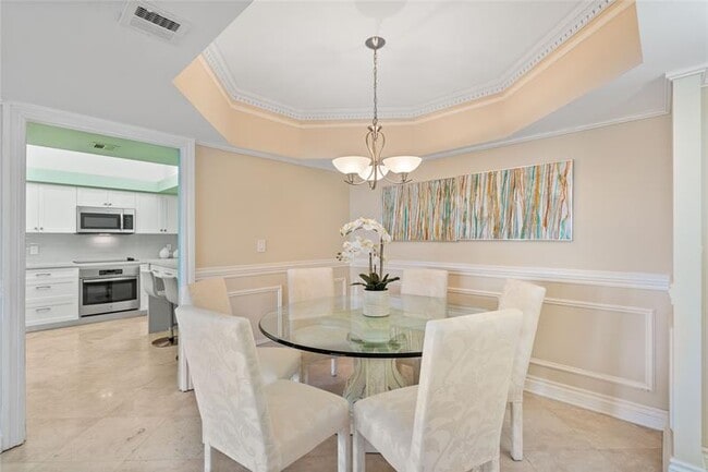 Building Photo - 5000 N Ocean Blvd