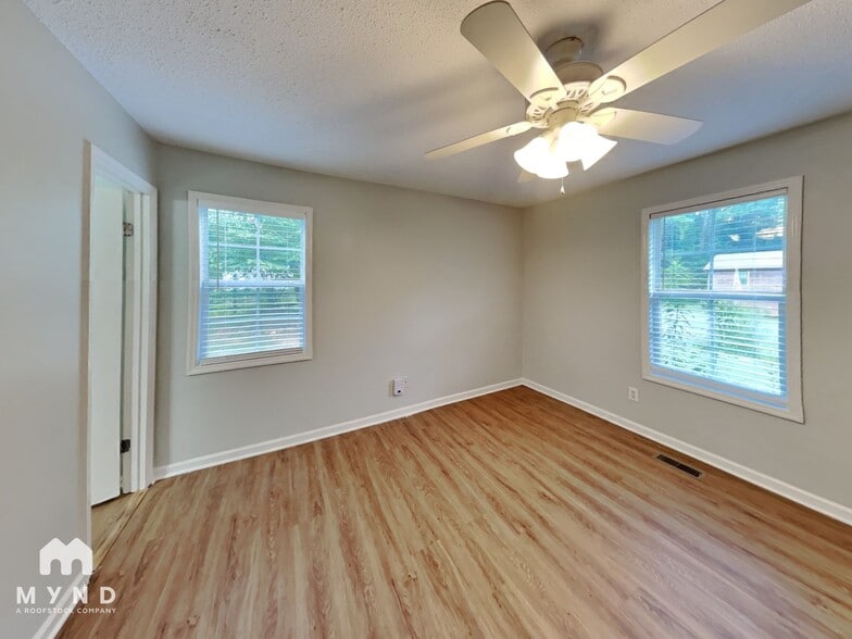 Building Photo - 6717 San Moore Dr
