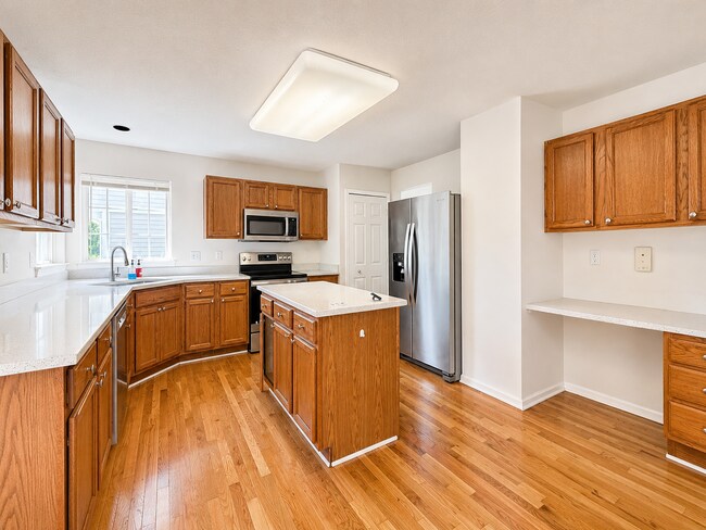 Building Photo - 4875 S Ridgeside Cir
