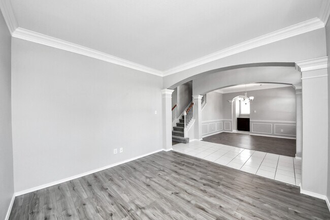 Building Photo - 16810 Valley Palms Dr