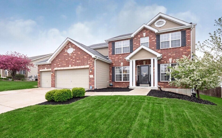 Building Photo - 659 Bethany Dr