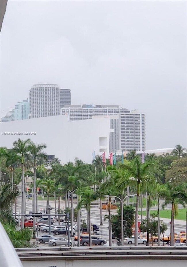 Building Photo - 50 Biscayne Blvd