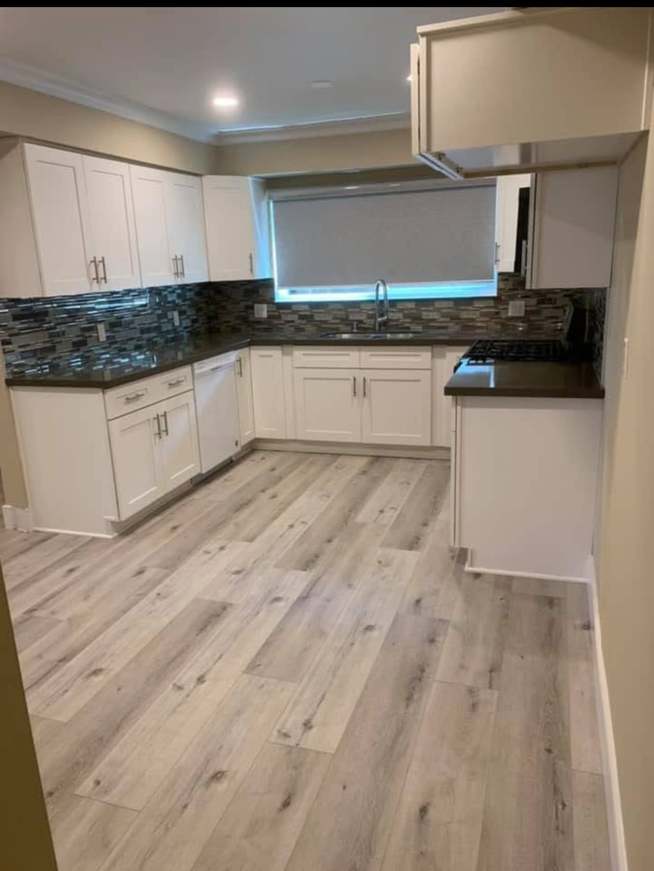 Building Photo - 12244 Magnolia Blvd