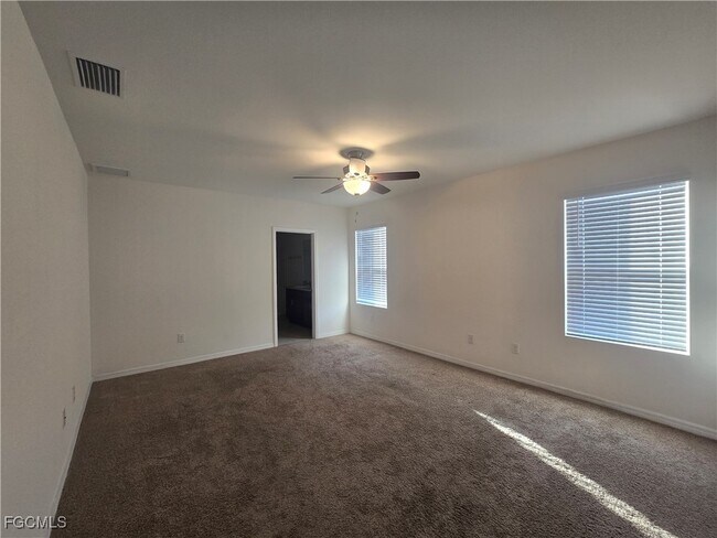 Building Photo - 1230 NW 19th St