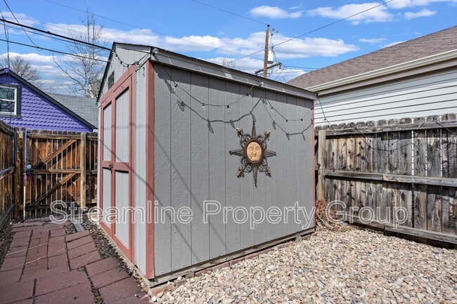 Building Photo - 141 W Archer Pl