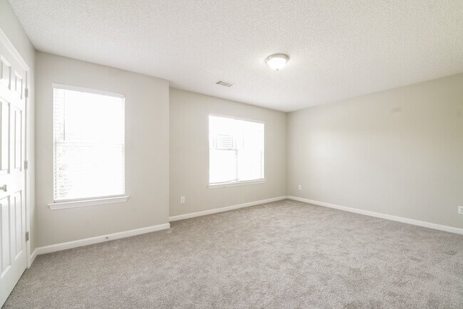 Building Photo - 111 Galway Ln