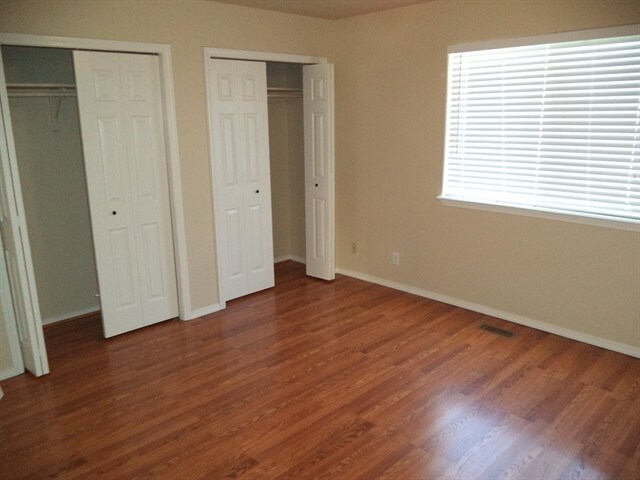 Building Photo - 16403 Coral Dr
