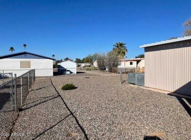 Building Photo - Charming 1 bed 1 bath in 55+ community of Florence Gardens!