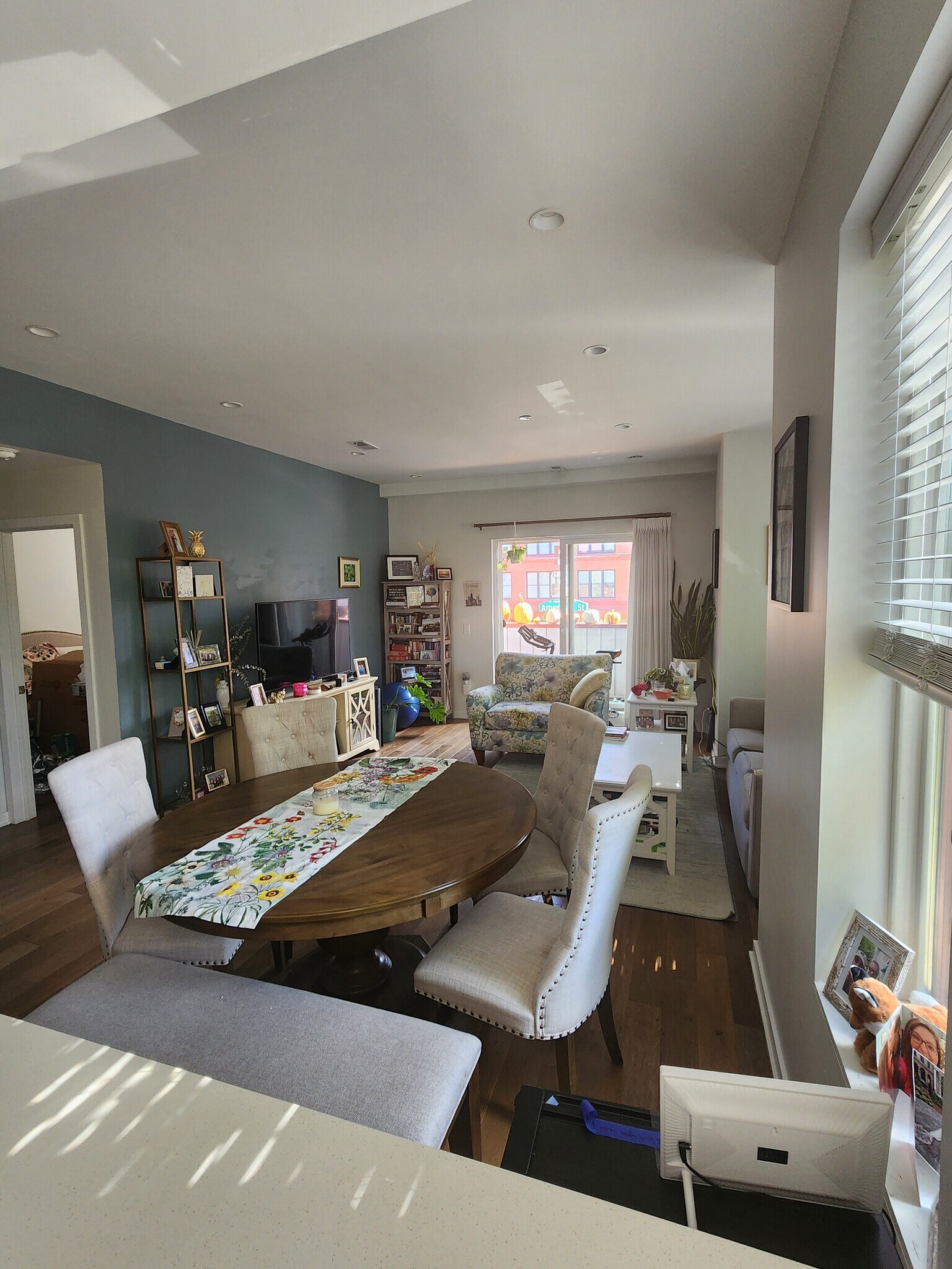 Building Photo - 1500 N American St