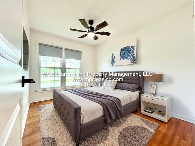 Building Photo - Unique Ranch Style Home Minutes From Downtown Lee's Summit