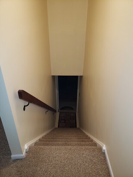 Entrance - Top View - 3716 Birchwood Ct