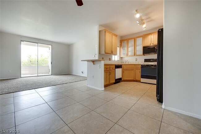 Building Photo - 75 N Valle Verde Dr