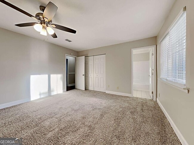 Building Photo - 968 Country Oaks Ct