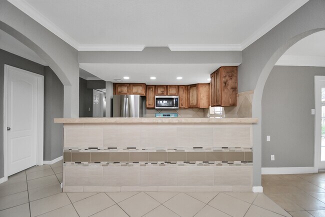 Building Photo - 6439 Hidden Arbor Ln