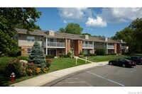 Building Photo - 115 Westwood Dr