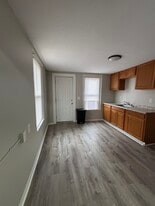 Building Photo - 18 Seminary Ave