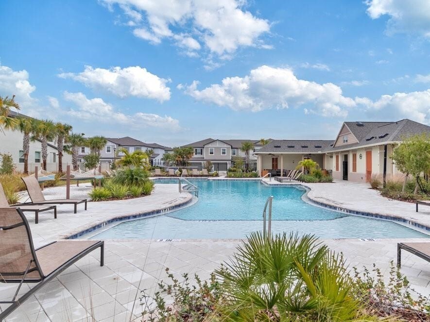 Building Photo - 8305 Crescent Oaks Dr