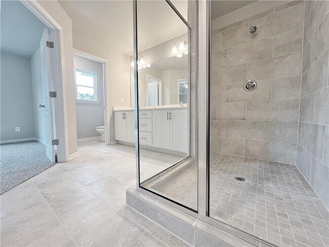 Building Photo - 1446 Fern Ridge Ln
