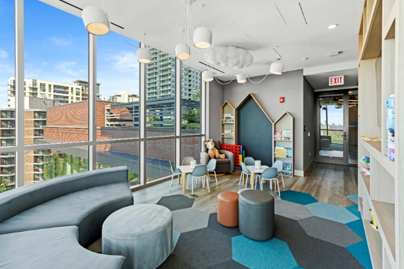 Building Photo - 103 W Hill St