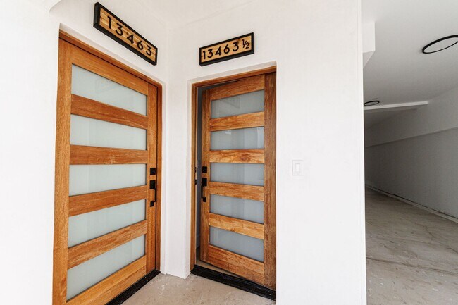 Building Photo - 13463 Beach Ave