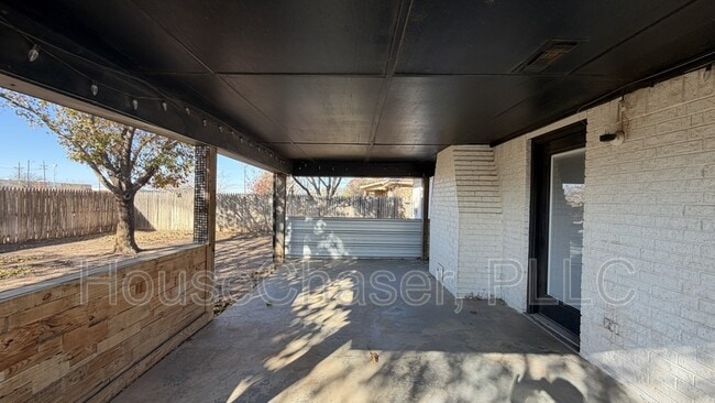 Building Photo - 6610 Huron Ave