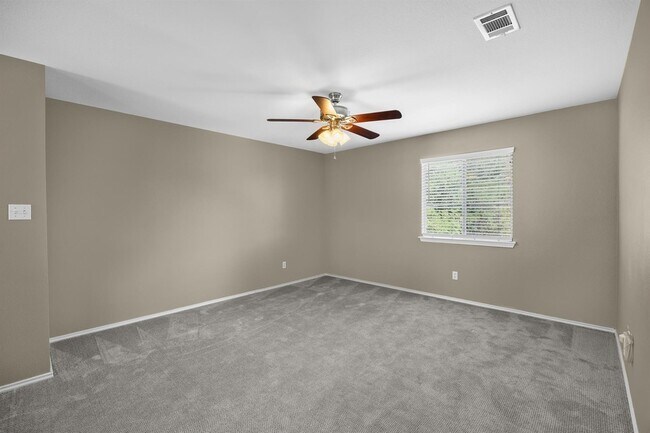Building Photo - 8404 Tyhurst Dr