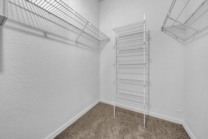 Building Photo - 7607 Southern Brook Bend