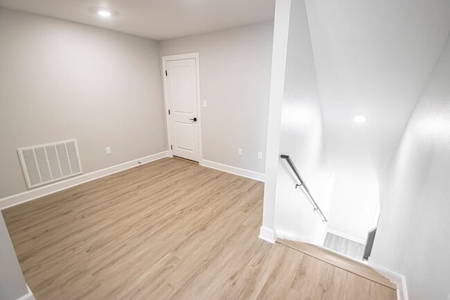 Building Photo - Newer Construction 3 bed 2 1/2 Bath, 2,20 sqft in West Little Rock