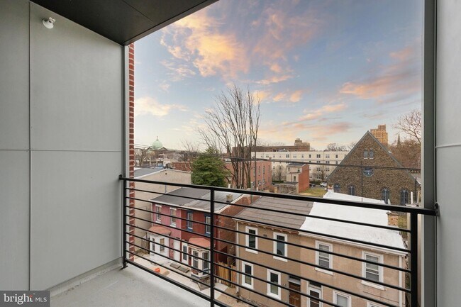 Building Photo - 45 W Haines St