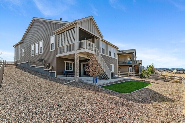 Building Photo - Stunning 4 Bedroom/ 3 Bath Home in Sterling Ranch