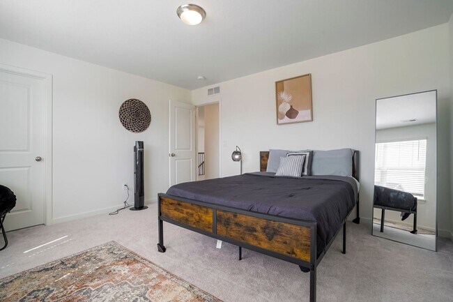 Building Photo - Two Story Home in Reunion