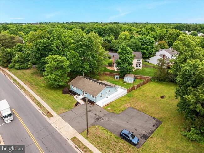 Building Photo - 14013 Glenkirk Rd